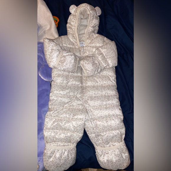 Snowsuit Bundle - Picture 4 of 4